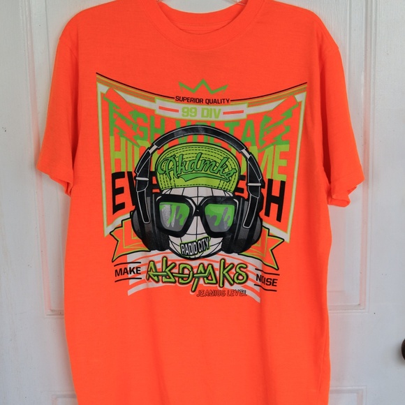 Akademiks HIGH VOLTAGE  Graphic T-shirt  Large - Picture 7 of 7